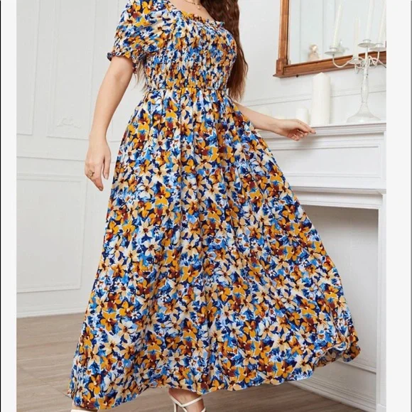Bohemian Boho Plus Size Floral Print Smocked Maxi Dress - Picture 4 of 9